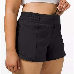 Hotty Hot High-Rise Short 4” Black